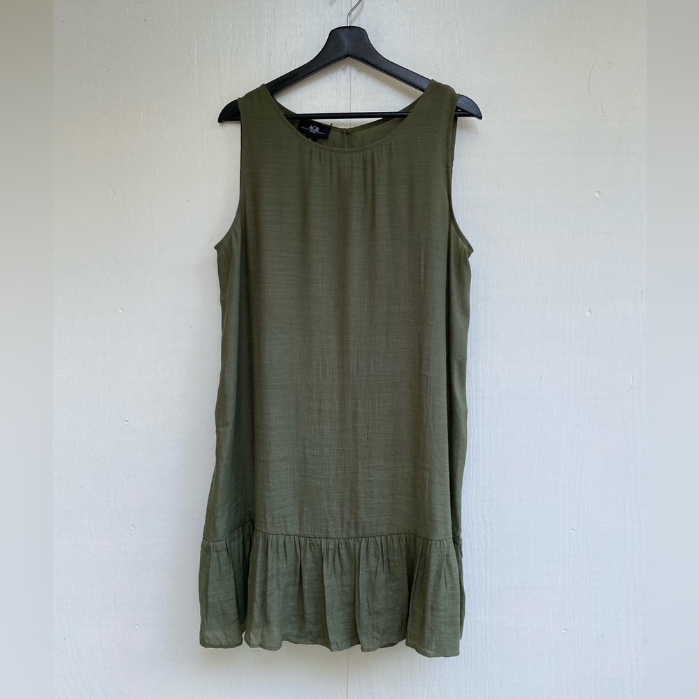 AGB Short Green Dress